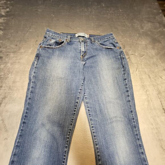 Levi's Jeans Womens 8 Long Blue Denim Boot Cut Stretch Classic Zip Fly Casual - Picture 2 of 12